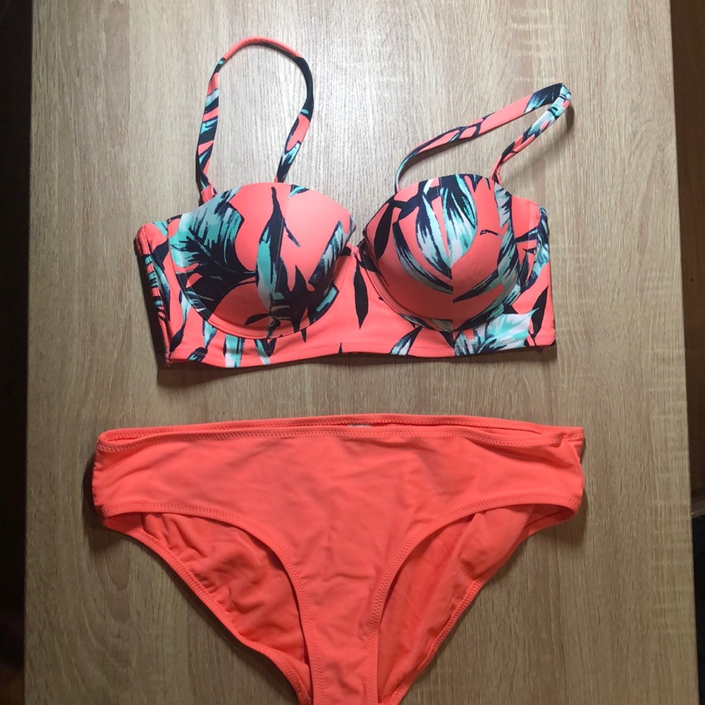 Old Navy Peach Leaf Print Convertible Bikini